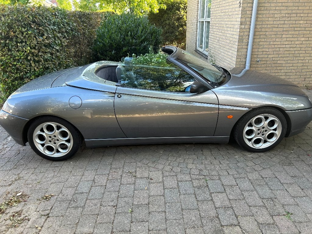 Alfa Romeo Spider V6 Busso