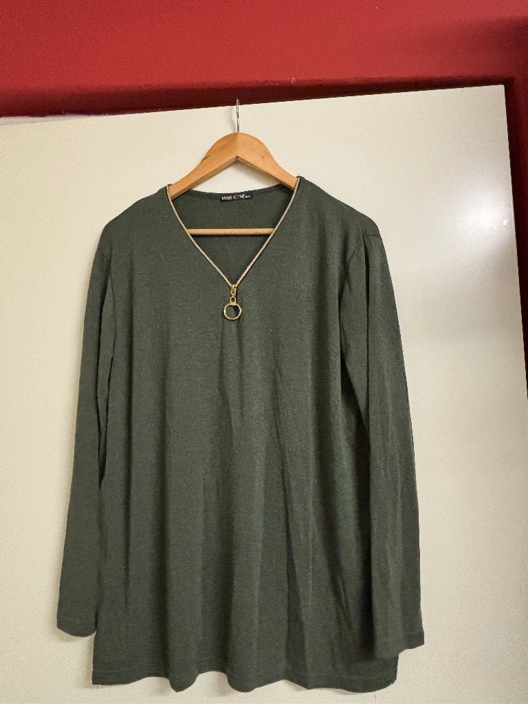 Trui kaki goud M/L, Kleding | Dames, Ophalen of Verzenden, Nieuw, Maat 42/44 (L), Groen
