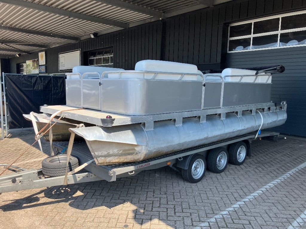 PONTONBOOT, Ophalen of Verzenden, Zo goed als nieuw