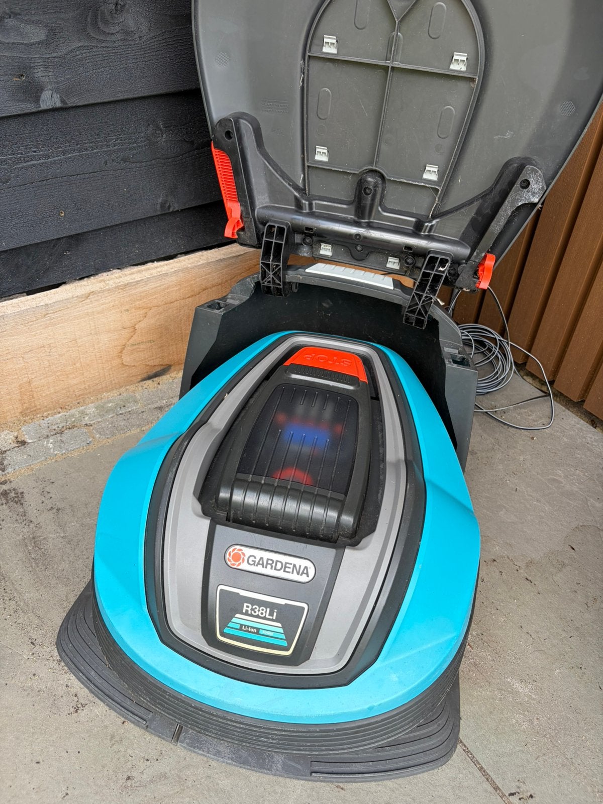 Gardena R38Li robotmaaier, Ophalen of Verzenden, Gebruikt, Minder dan 20 cm, Gardena / Husqvarna