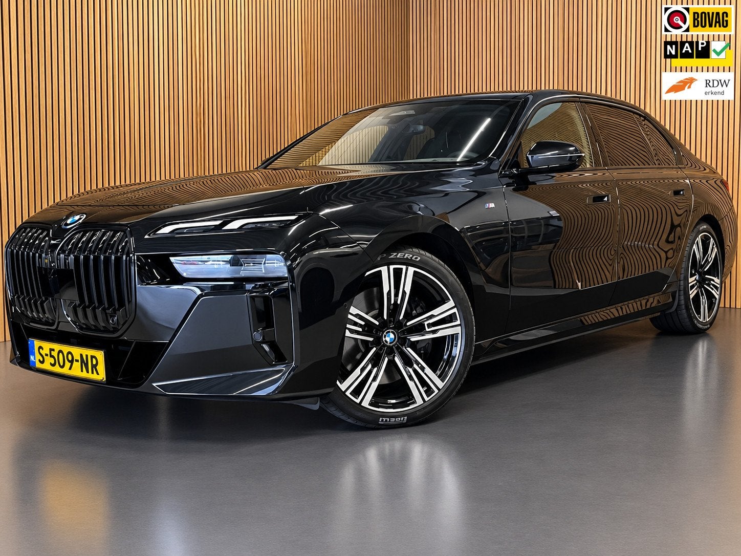 BMW I7 XDrive60 106 kWh|M-SPORT|96% SOH|BLACK EDITION|FULL O, Auto's, Automaat, Dealer onderhouden, Gebruikt, Zwart
