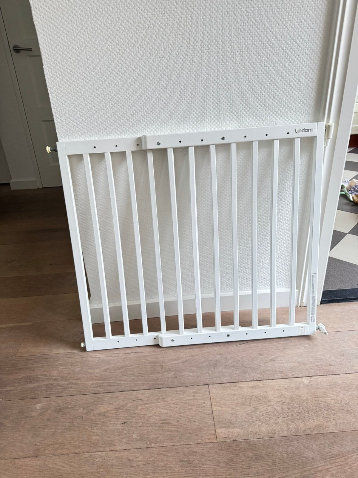 Lindam traphekje wit hout +bevestigingsmateriaal, Kinderen en Baby's, Traphekjes, Ophalen, Gebruikt, 100 tot 115 cm, Schroefhekje