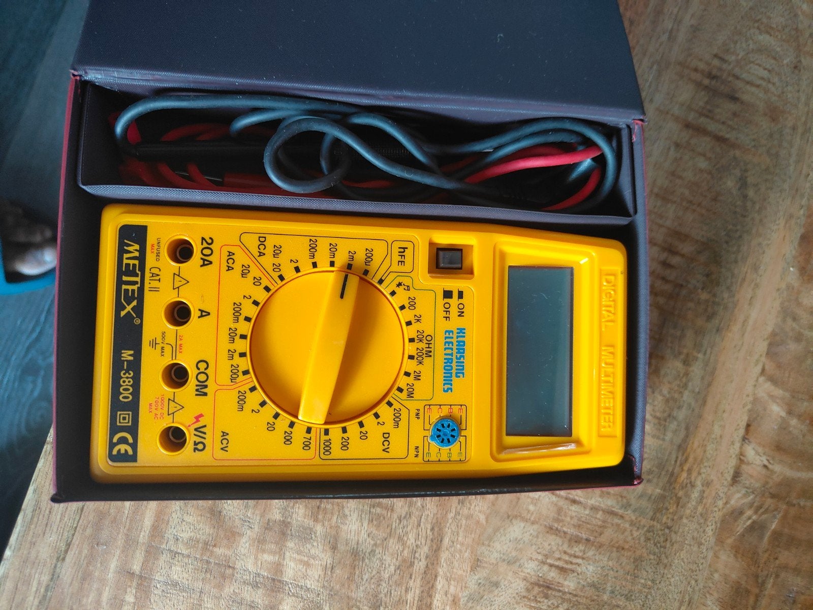 Digitale Multimeter Klaasing Electronics M-3800, Doe-het-zelf en Verbouw, Meetapparatuur, Ophalen of Verzenden, Gebruikt, Multimeter