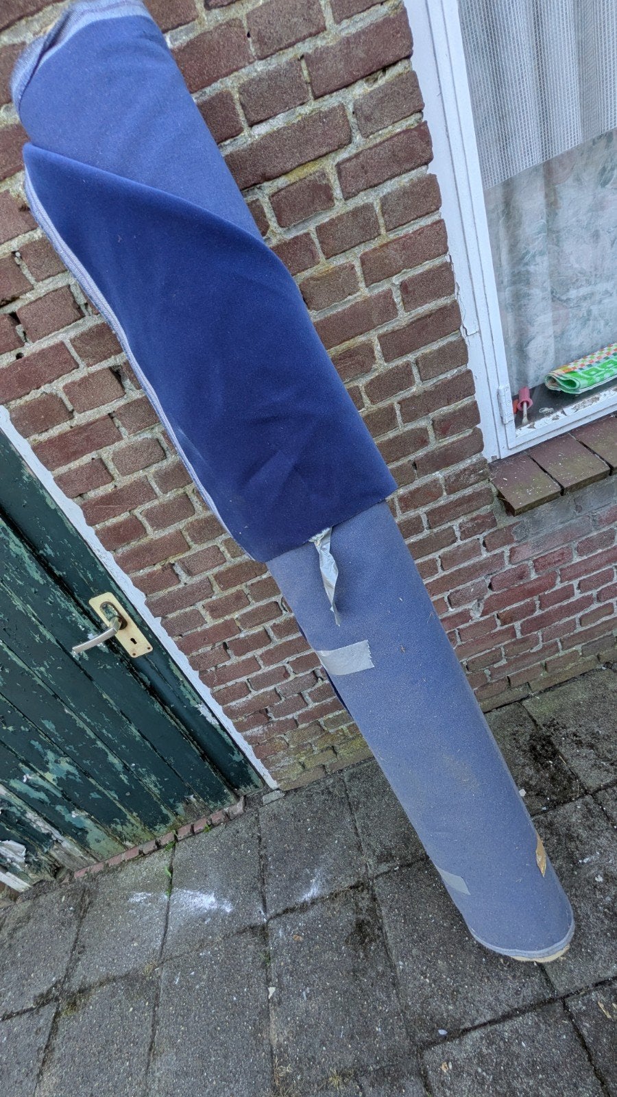 velours koningsblauwe stof afmeting op foto, Hobby en Vrije tijd, Stoffen en Lappen, Ophalen of Verzenden, Nieuw