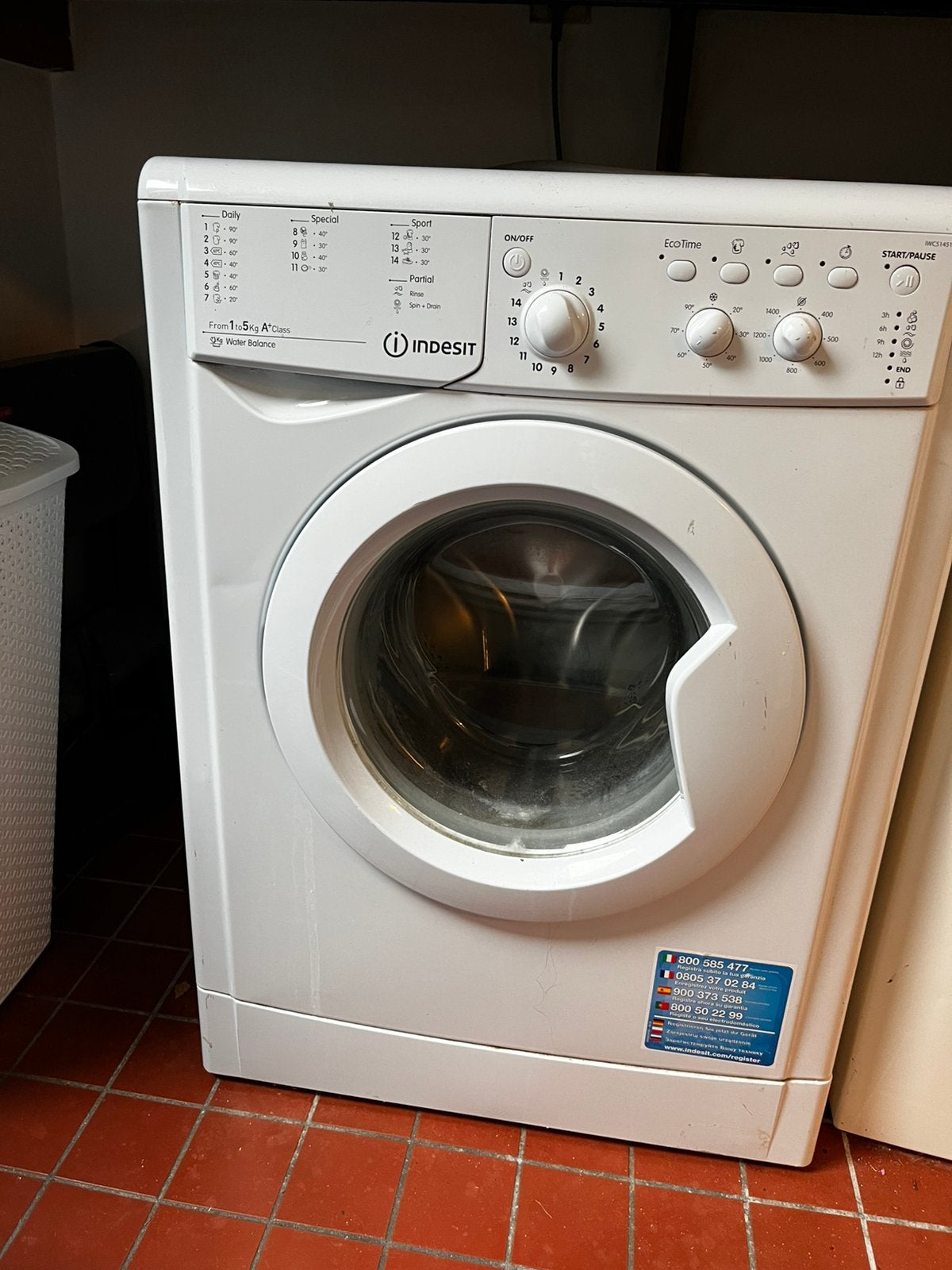 INDESIT Wasmachine, 5 kg, 1400 toeren, A+, Ophalen, Gebruikt, 85 tot 90 cm, 1200 tot 1600 toeren