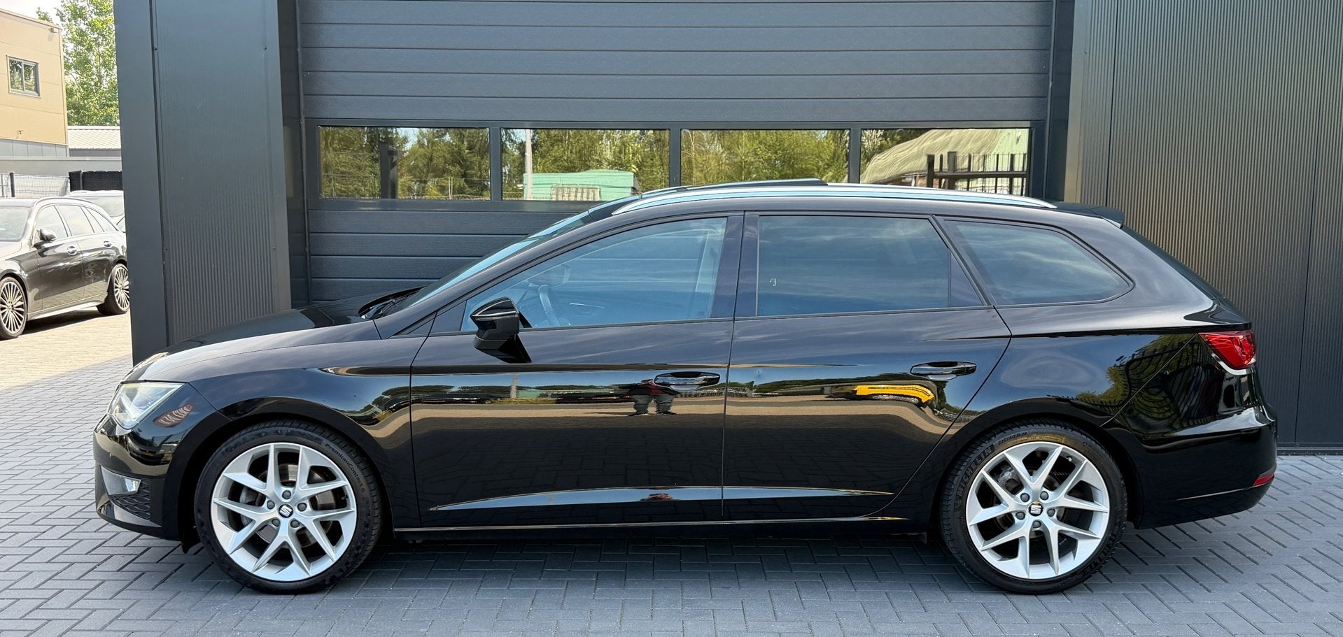 Seat Leon ST 1.4 TSI ACT FR Dynamic Pano|Cruise|Trekhaak|acc, Auto's, Gebruikt, Euro 6, 4 cilinders, 150 pk