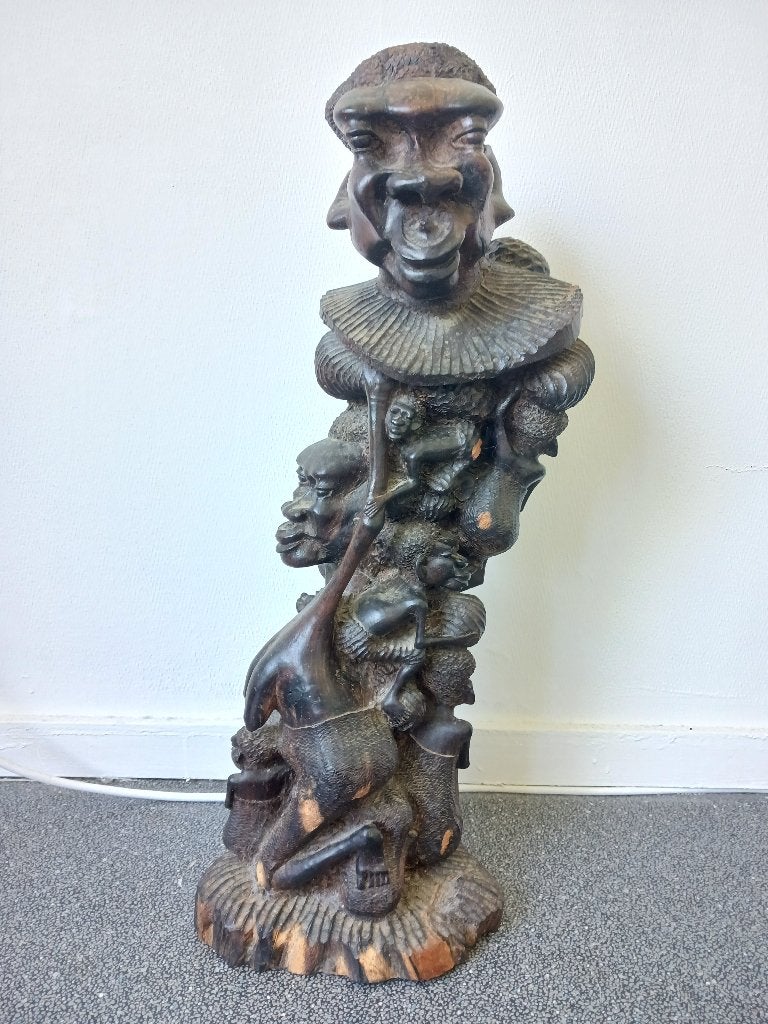Groot Houten Beeld met Afrikaanse kunst, Antiek en Kunst, Kunst | Beelden en Houtsnijwerken, Ophalen, Groep mensen, 50 - 100 cm