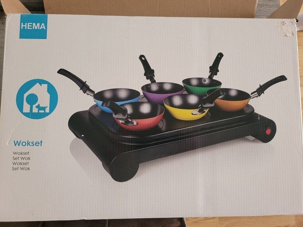 Wok/gourmet set met 6 pannetjes, Ophalen of Verzenden, Zo goed als nieuw, 4 t/m 7 personen