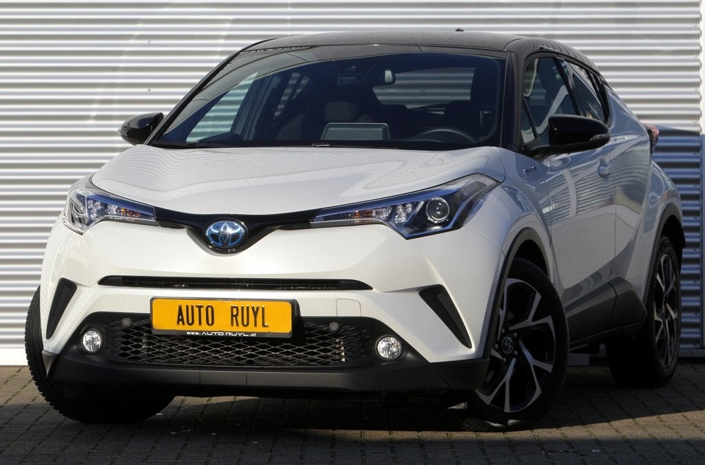 Toyota C-HR 1.8 Hybrid Bi-Tone Plus (bj 2018, automaat), Auto's, Stof, Gebruikt, Zwart, 4 cilinders