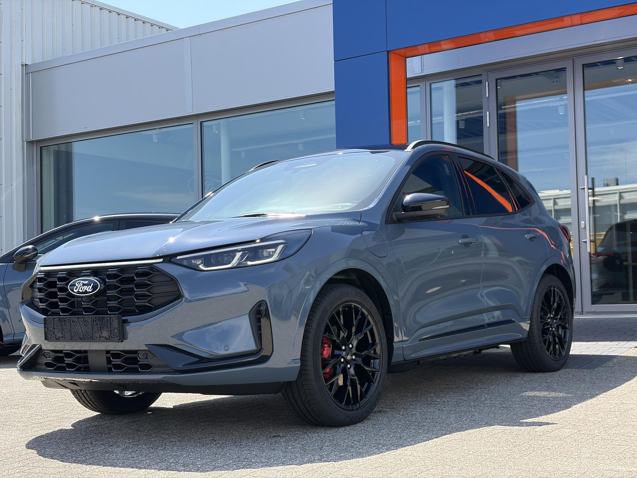 Ford Kuga 2.5 PHEV BlueCruise Edition 243pk | Wegklapbare Tr, 14 kWh, Gebruikt, 4 cilinders, Blauw