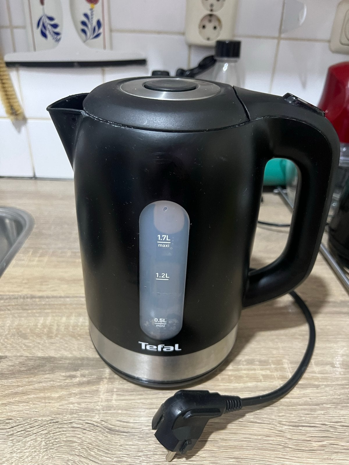 Tefal waterkoker 1.7L - Zwart (Gebruikt), 1 tot 2 liter, Ophalen of Verzenden, Gebruikt, Draadloos