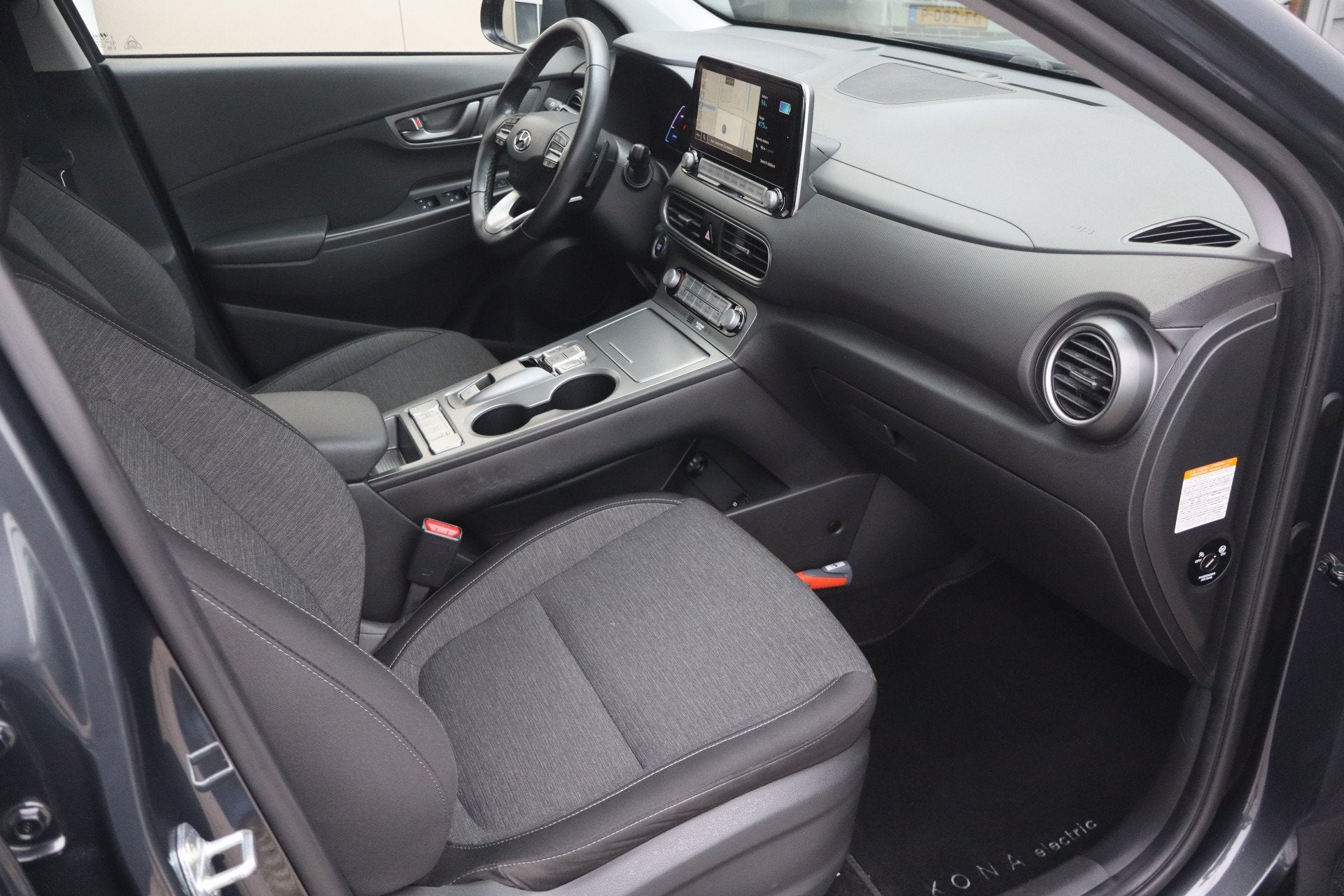 Hyundai KONA EV Comfort 64 kWh - NL Auto! Adap Cruise I Came, Stof, Gebruikt, Origineel Nederlands, 39 min