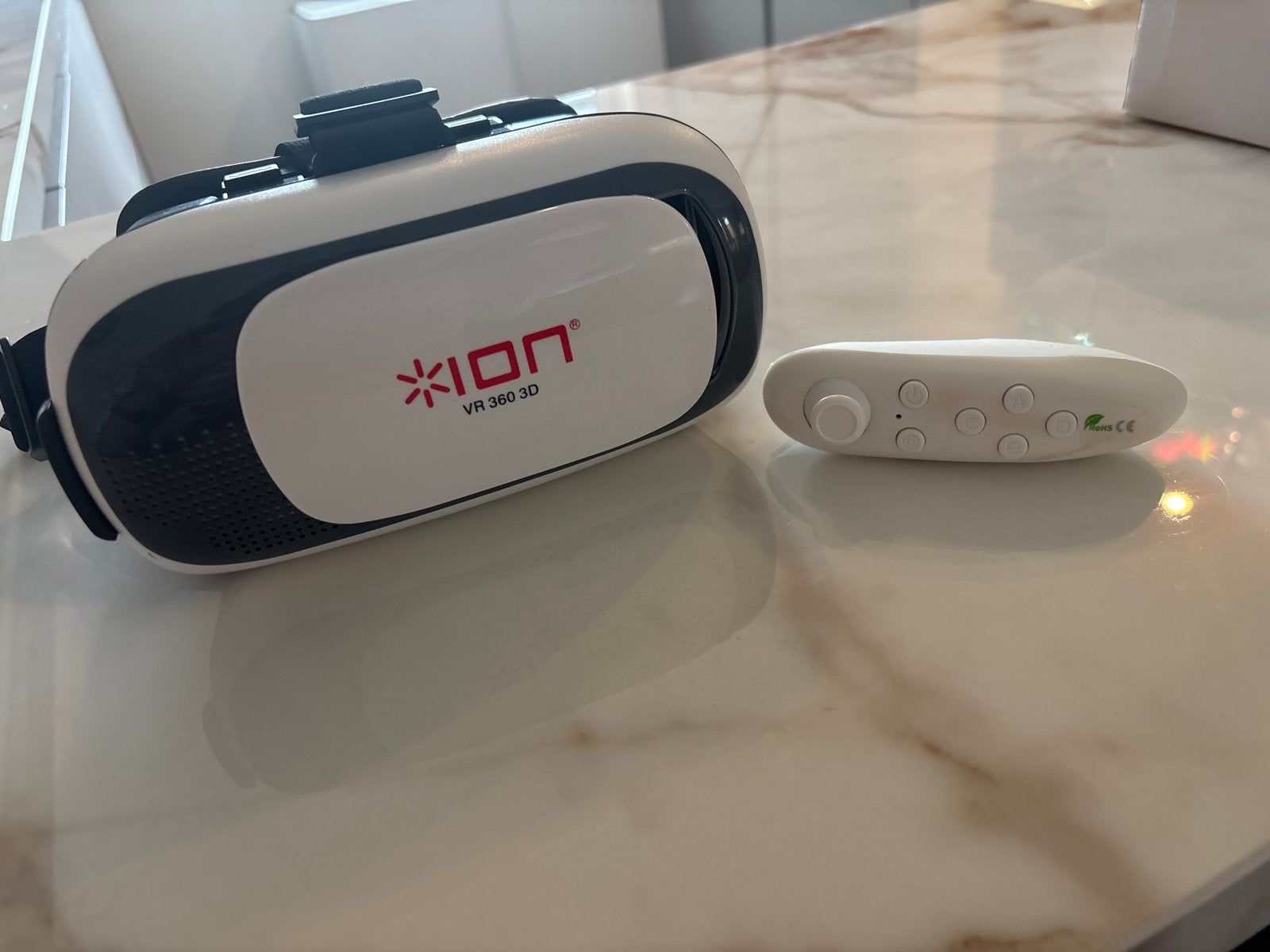 ION VR360 3D VR-bril + Bluetooth controller voor smartphones, Ophalen, Gebruikt, VR-bril, Telefoon