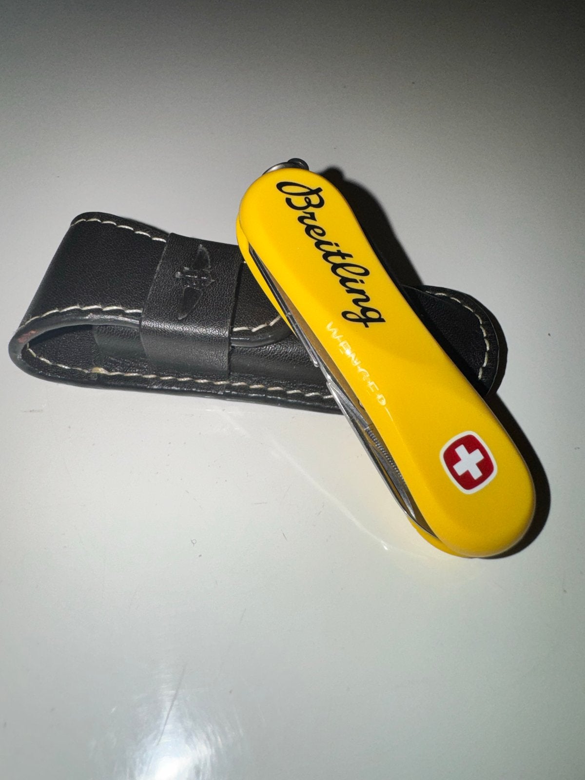 Breitling Wenger Evo 81 Zwitsers zakmes met leren etui, Ophalen of Verzenden, Zo goed als nieuw