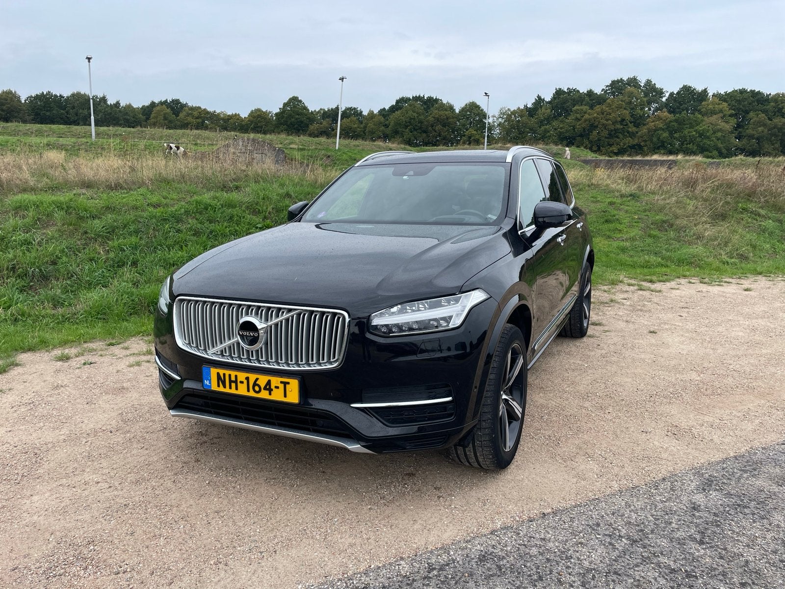 Volvo XC90 2.0 T8 Twin Engine AWD Pi-hy AUT 2017 Zwart, Auto's, 1969 cc, 320 pk, 7 stoelen, Zwart