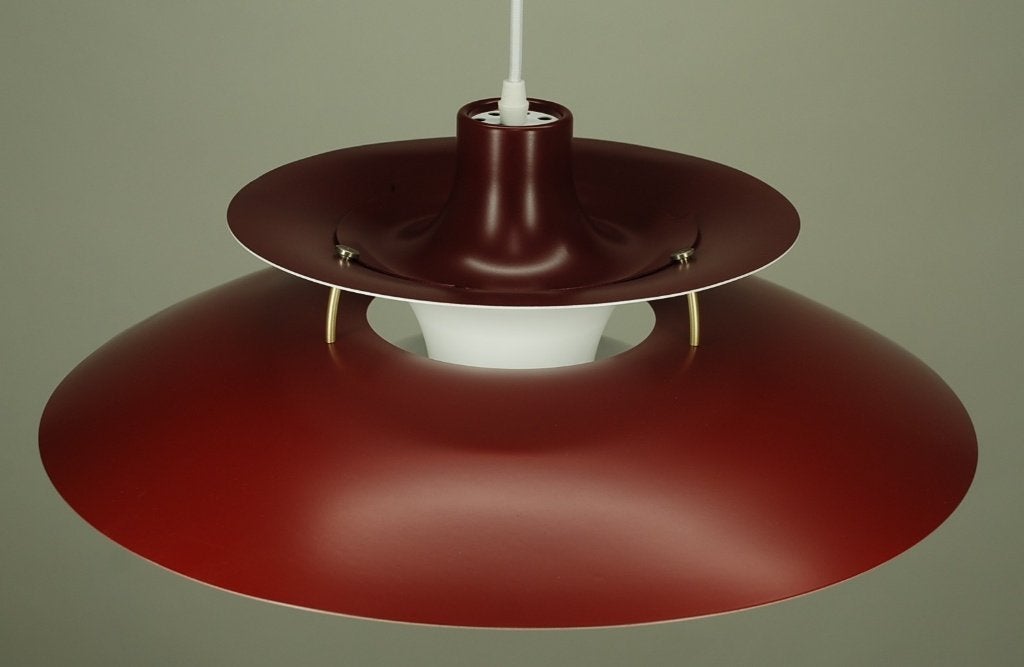 Louis Poulsen PH5 in bordeaux naar rood 445 euro, Huis en Inrichting, Lampen | Hanglampen, Vintage MCM, Nieuw, Vintage MCM, Ophalen of Verzenden