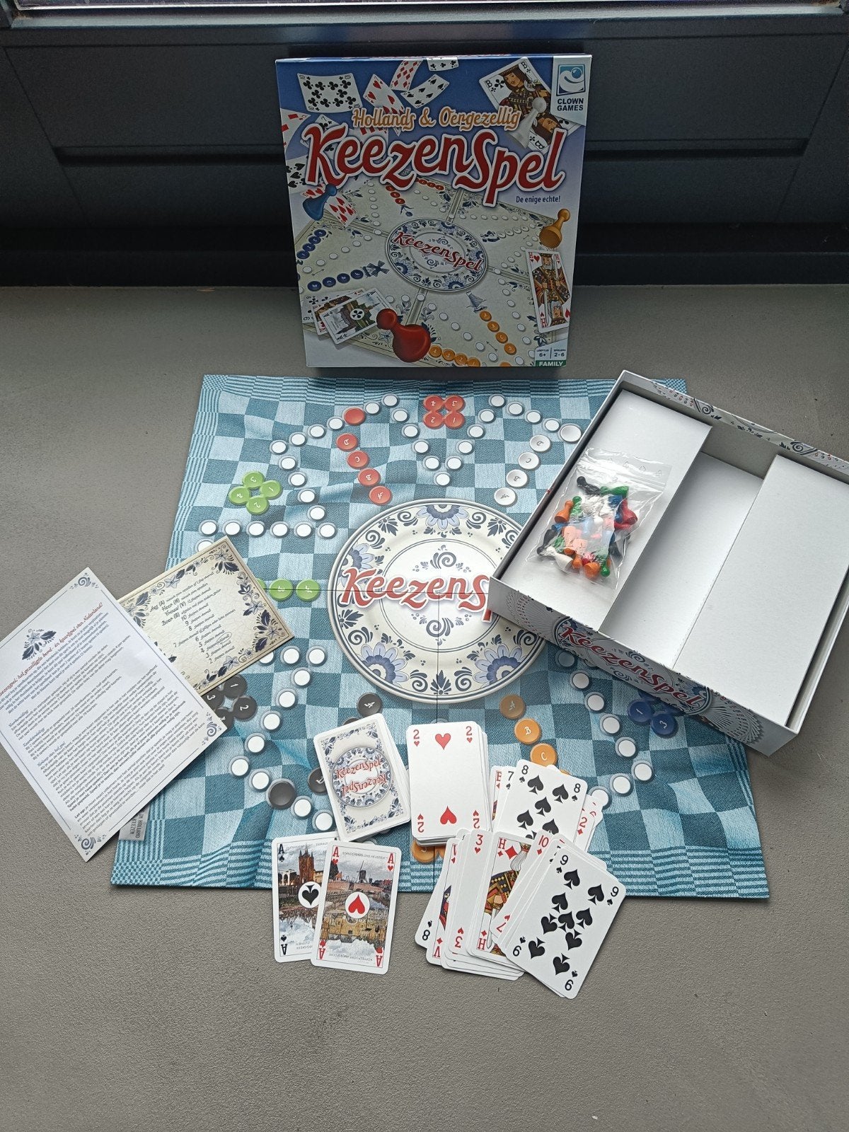 Keezenspel: Het gezellige bord- en kaartspel, Vijf spelers of meer, Ophalen of Verzenden, Zo goed als nieuw
