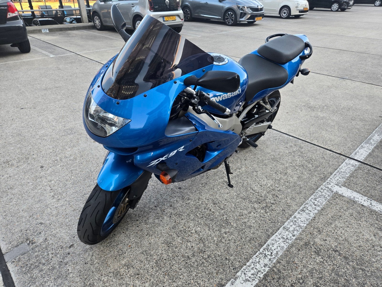 Kawasaki ZX9-R 1998 - Rijdt, start en loopt perfect!, Motoren, Occasion, 4 cilinders, Motorrijbewijs A, 900 cc