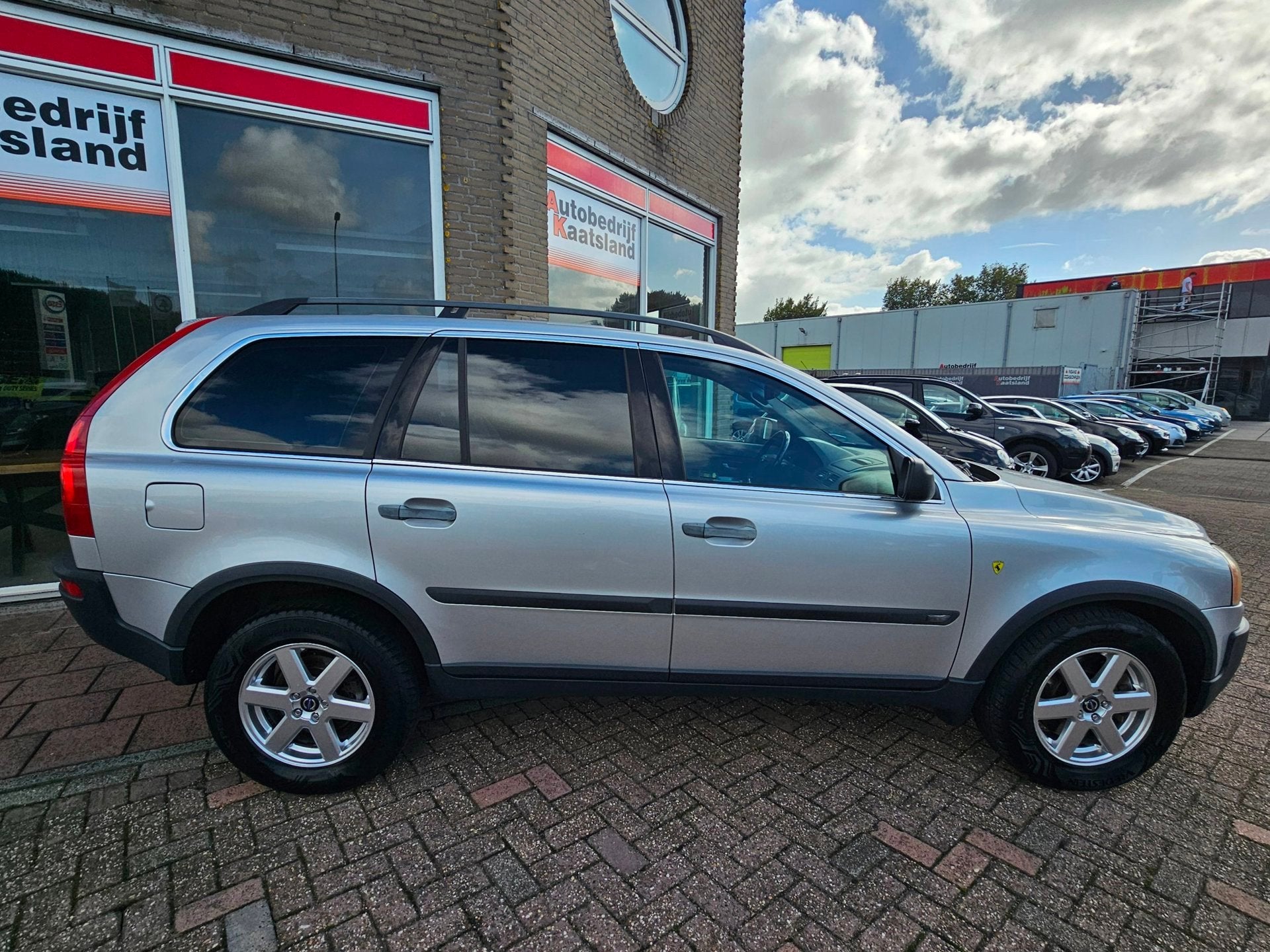 Volvo XC90 2.9 T6 - Leer - Automaat - 7 PERSOONS -, Auto's, Gebruikt, Zwart, 138 €/maand, 7 stoelen