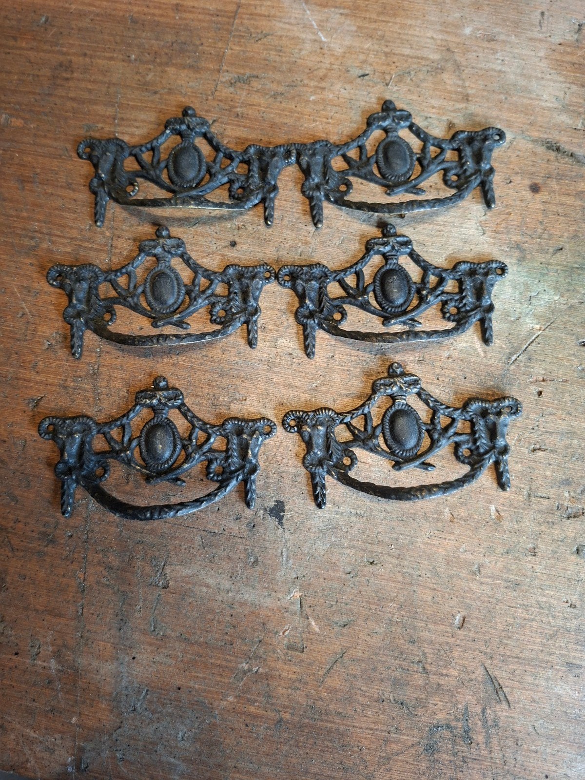 Set van 6 antieke gietijzeren ladegrepen, Antiek en Kunst, Ophalen of Verzenden