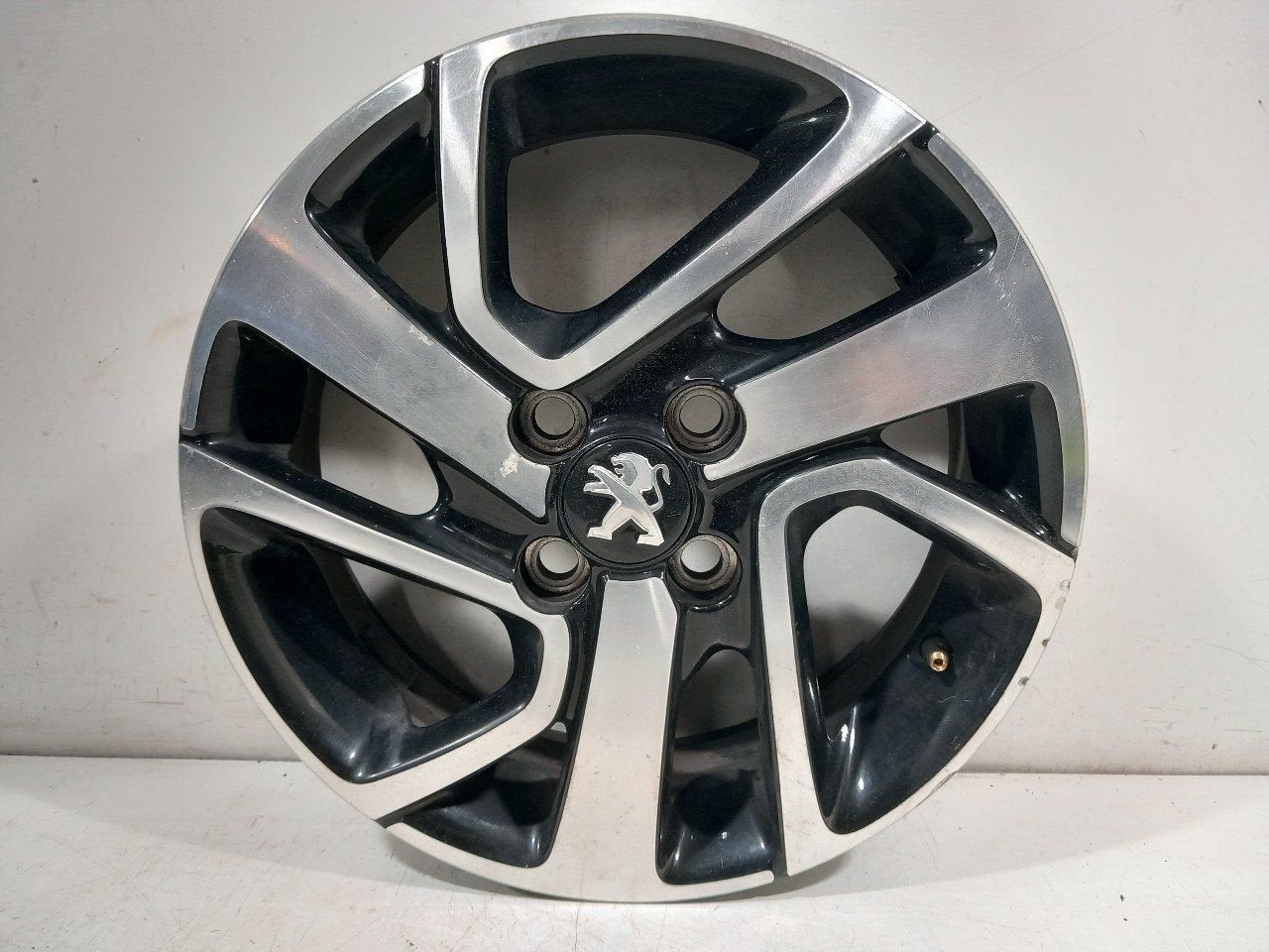 Velg Peugeot 108, Auto-onderdelen, Banden en Velgen, Onderdelen@venauto.nl, Van der Ven Autorecycling B.V., Gebruikt, 15 inch