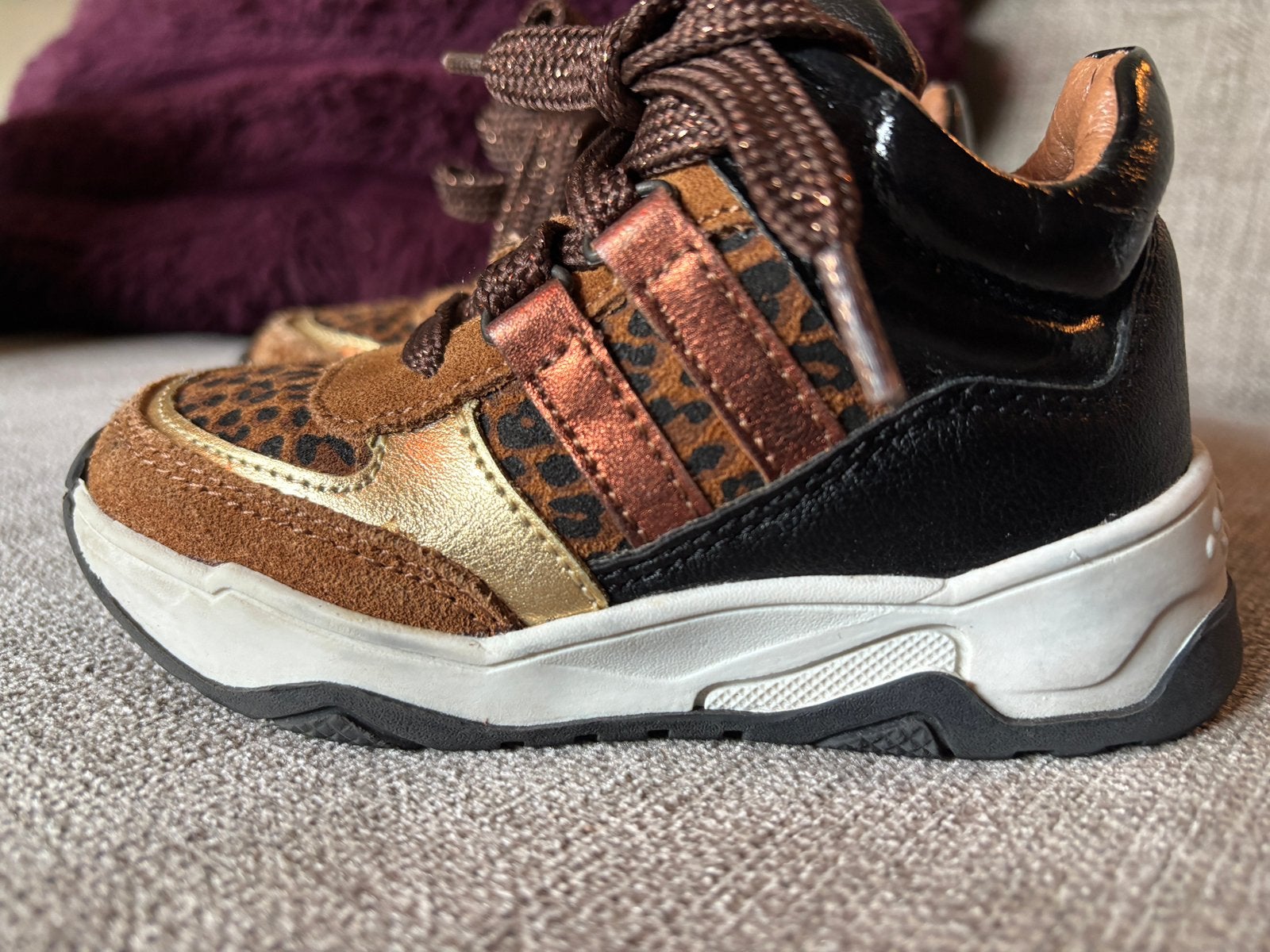 Keq meisjes sneakers  mt23  leer zgan, Meisje, Schoenen, Ophalen of Verzenden, Zo goed als nieuw