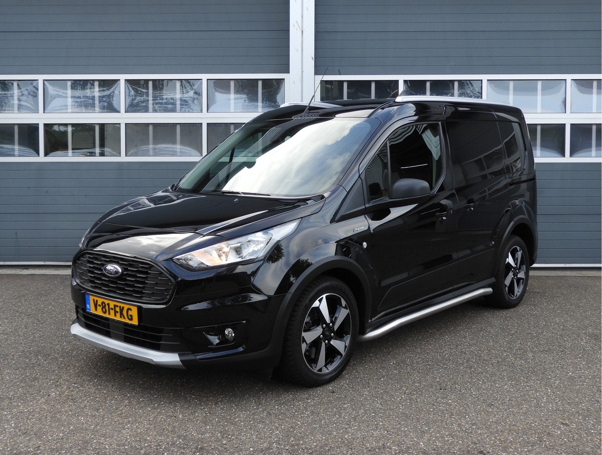 Ford Transit Connect 1.5 ACTIVE L1 AUT | 2X SCHUIFDEUR | TRE, 101 pk, Gebruikt, 4 cilinders, Zwart