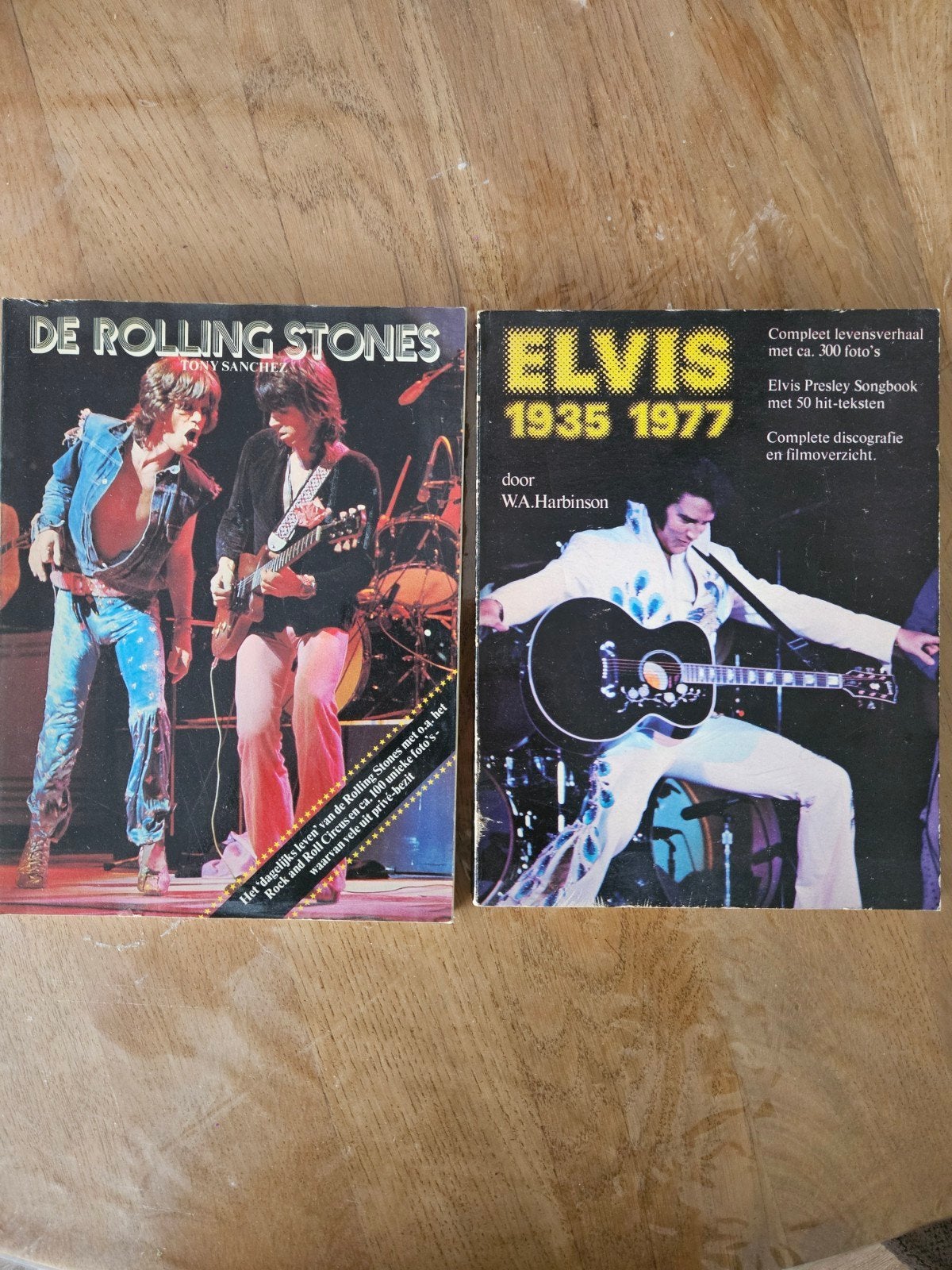 Boeken: Elvis 1935-1977 & De Rolling Stones, Ophalen of Verzenden, Gelezen, Artiest, W.A. Harbinson, Tony Sanchez