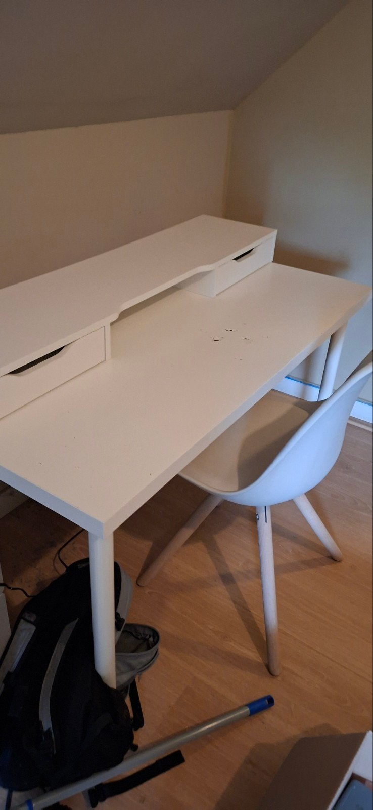 IKEA bureau met stoel en opzetstuk- blad beschadigd, Ophalen, Gebruikt, 120 cm, Spaanplaat of MDF