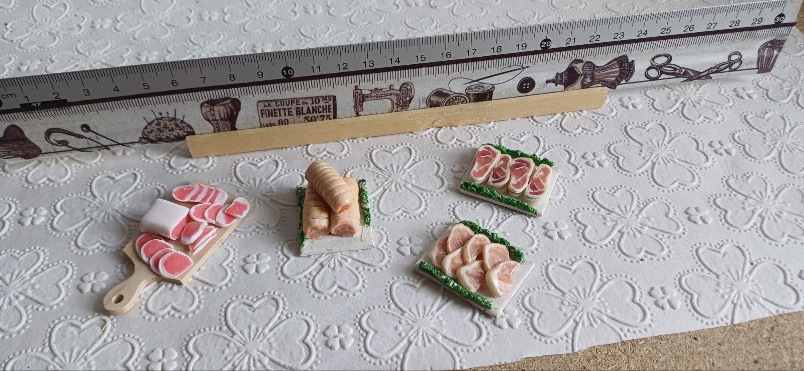 vlees op plankje, Verzenden, Zo goed als nieuw, Poppenhuis