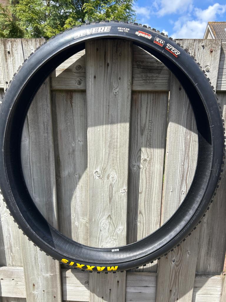 Maxxis Severe 29x2.25 MTB banden set- Zo goed als nieuw, Band, Ophalen of Verzenden, Zo goed als nieuw, Mountainbike