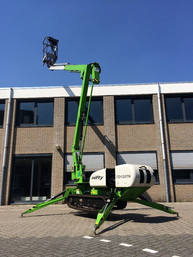 Nifty TD120TN Rupshoogwerker - Compact en Veelzijdig, Ophalen