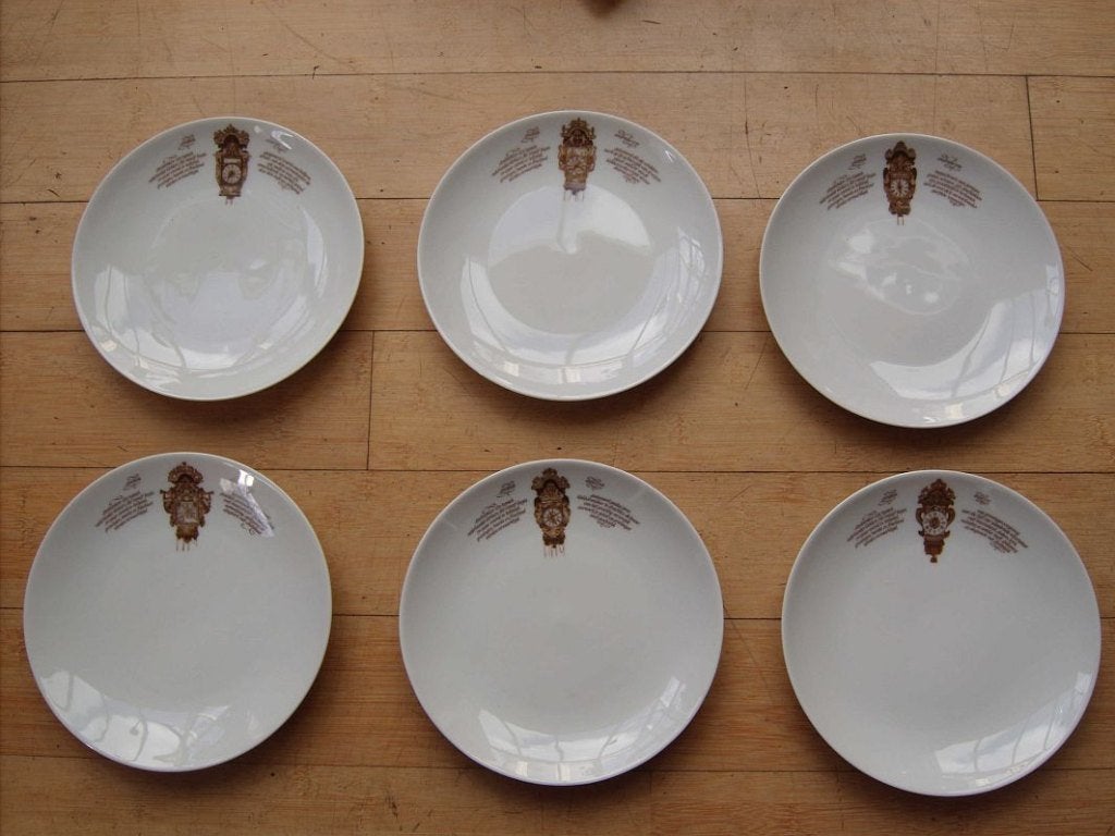 Set bordjes met afbeeldingen van stoelklokken, Nutricia, Ophalen of Verzenden