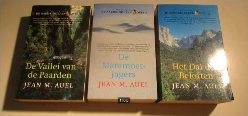 3 prima Fantasy Boeken - de aardkinderen - jean m auel, Boeken, Fantasy, Ophalen of Verzenden, Zo goed als nieuw