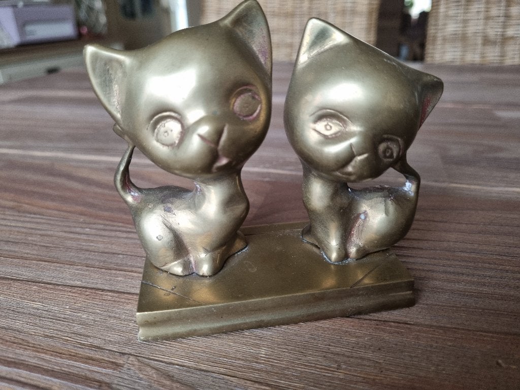 Prachtig Vintage Beeld 2 Katten Poes Verliefd Koper Messing, Verzamelen, Beelden en Beeldjes, Verzenden, Gebruikt, Dier