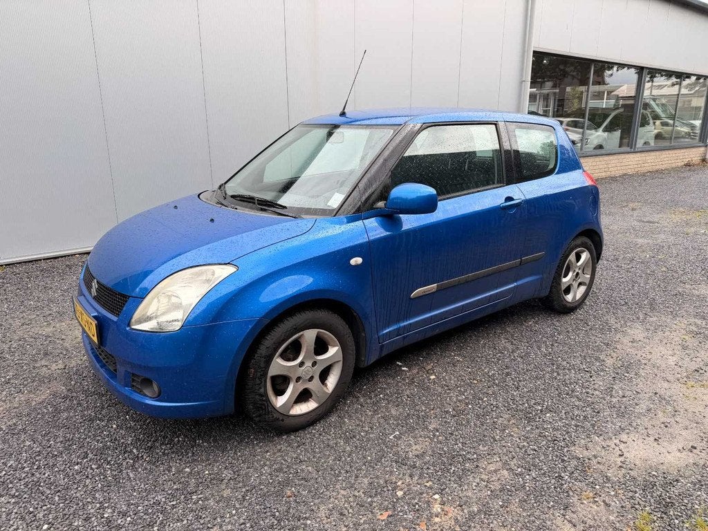 Suzuki - 2007 - Swift - 1.5 Exclusive - 73-XS-ND, Auto's, Suzuki, Voorwielaandrijving, 15 km/l, 4 cilinders, Swift