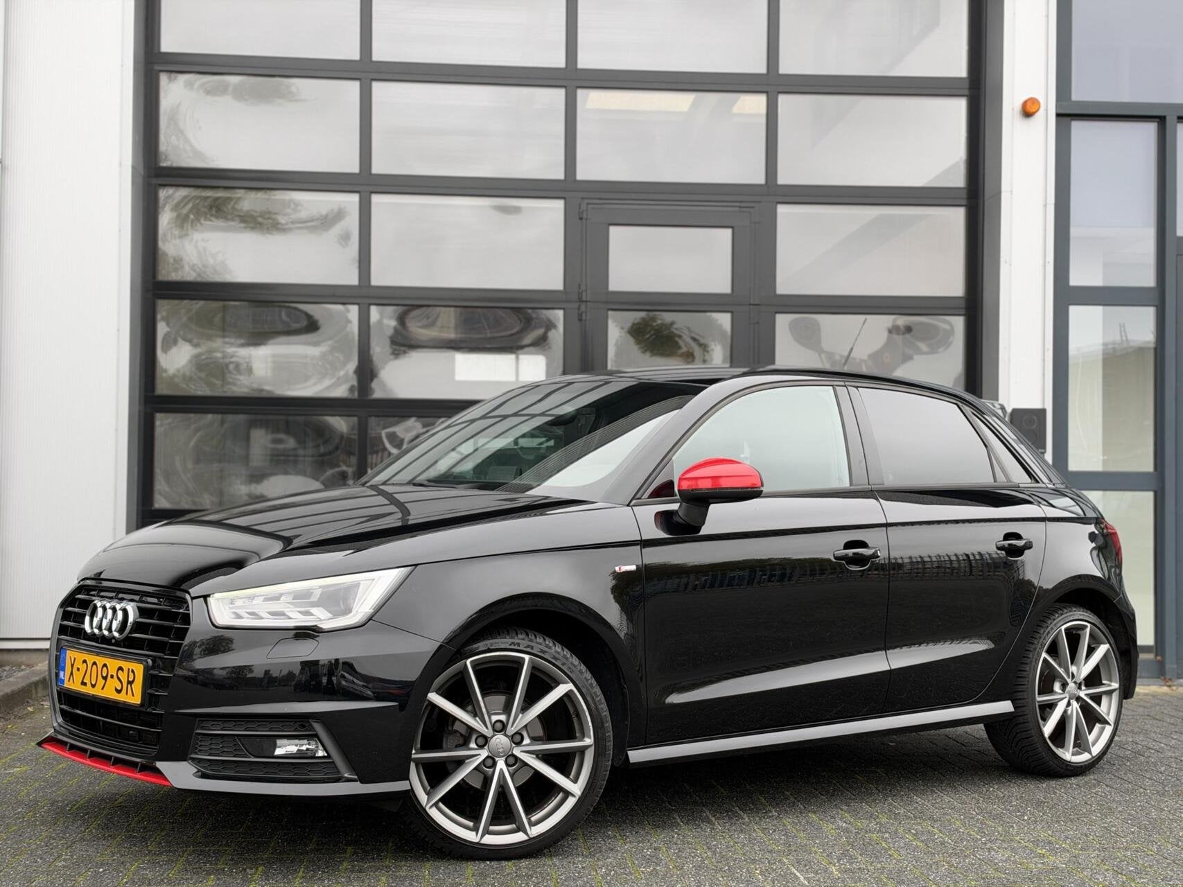 Audi A1 Sportback 1.0 TFSI Sport Pro Line S / 3X S-Line / LE, Auto's, Voorwielaandrijving, 95 pk, 4 stoelen, Zwart