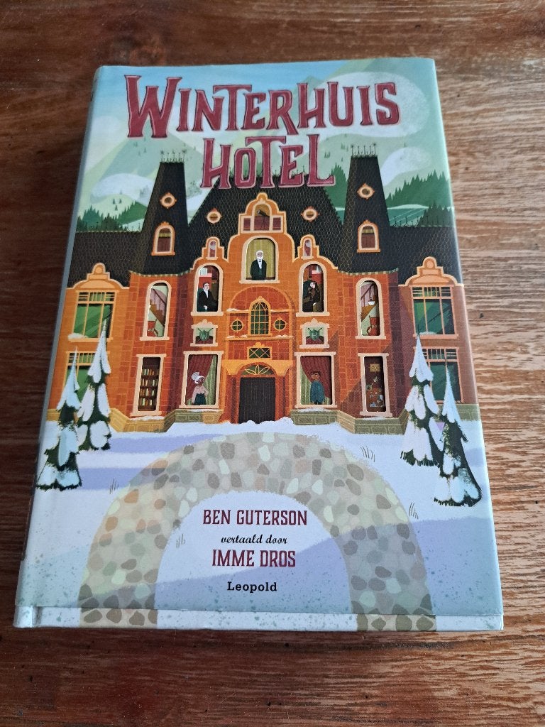 Winterhuis hotel 7e druk, Ophalen, Imme Dros, Zo goed als nieuw, Fictie