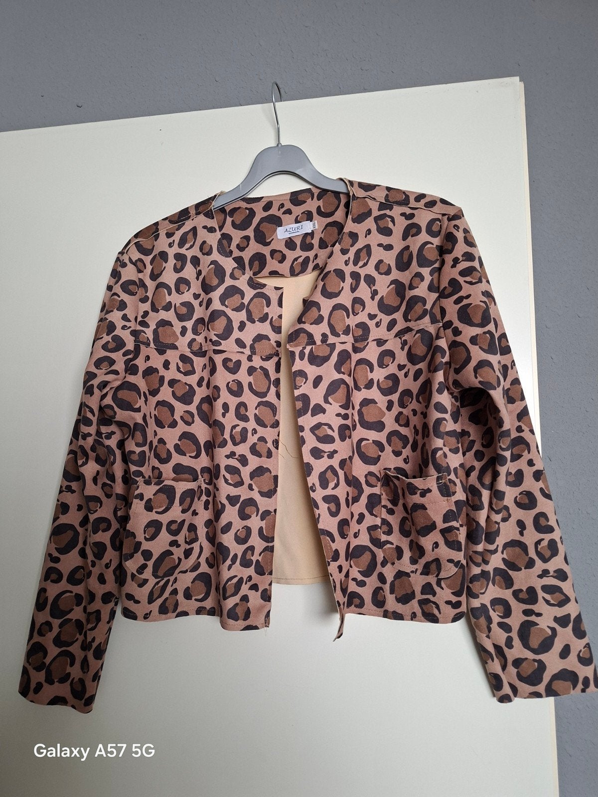 AZURI.  panterprint jasje mt 46/48, Verzenden, Zo goed als nieuw, Bruin, Jasje of Colbert