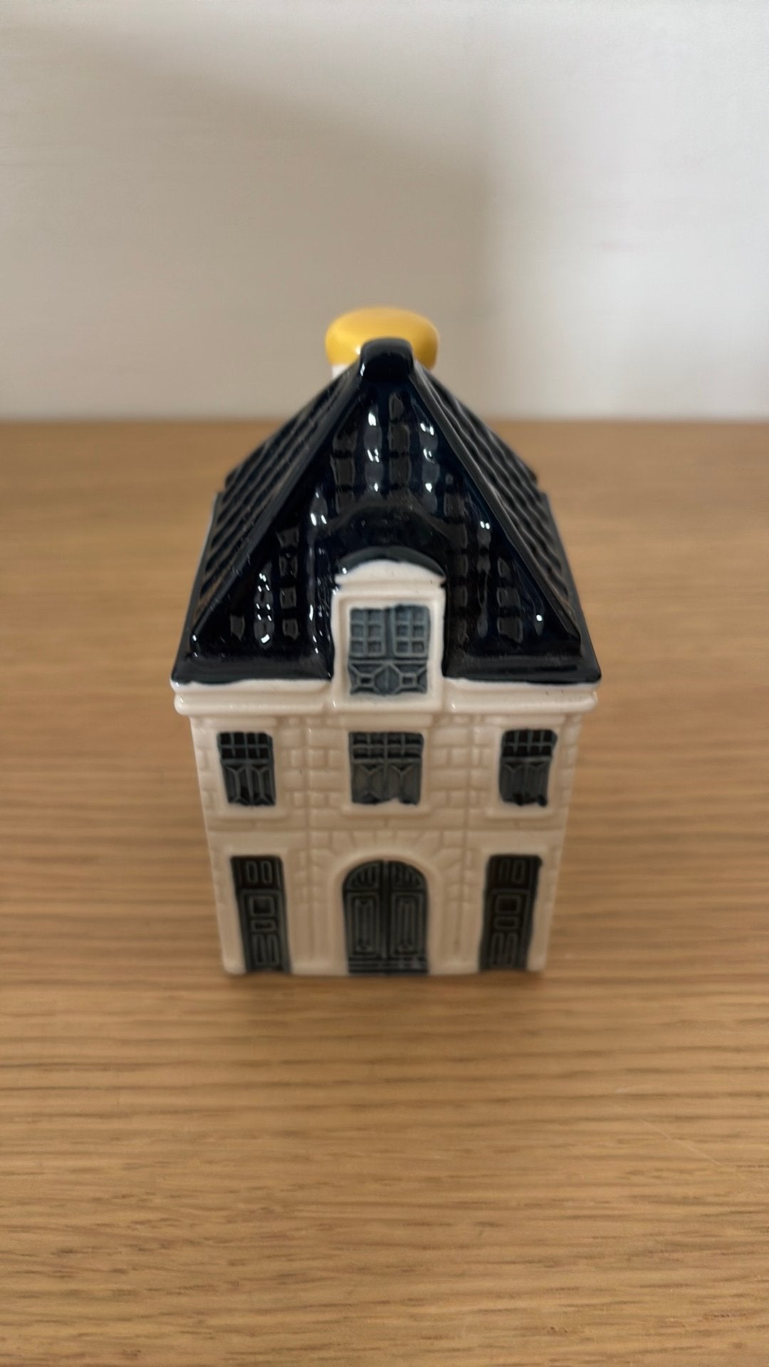 KLM huisje 64, Verzamelen, Ophalen of Verzenden, Nieuw, 61 t/m 80, Gevuld