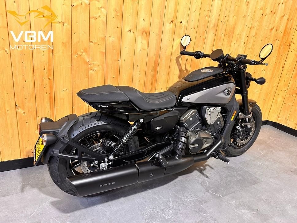 QJMotor SRV 600 V4 SRV600V SRV600 SRV-600 Chopper sportster, 561 cc, 4 cilinders, Chopper, Bedrijf