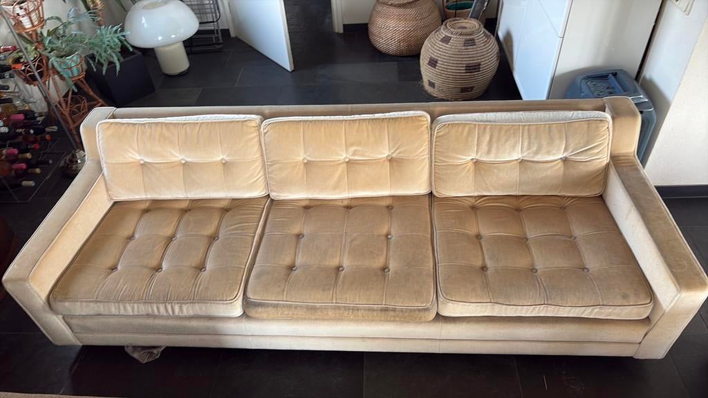 Creme kleur chesterfield bank, Huis en Inrichting, Ophalen, Gebruikt, Klassiek, Driepersoons