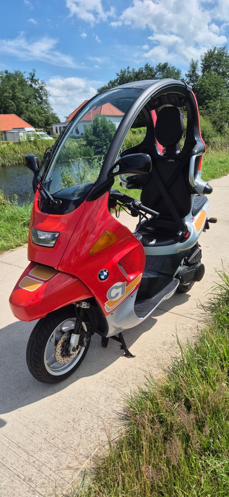Nette BMW C1  22000Km   Geen Helm plicht . Met Koffer.., Motoren, Cardan-aandrijving, Scooter, Motorrijbewijs A, Gebruikt