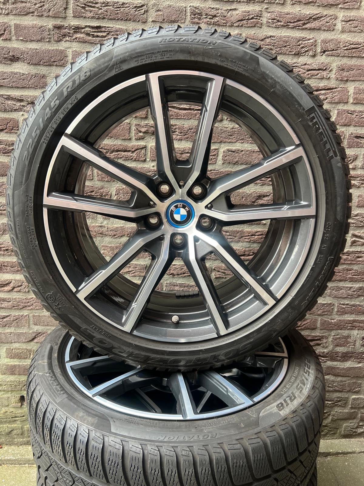 Orgineel BMW 3 serie G20 G21 lm velgen 780 pirelli ster rft, Ophalen, 18 inch, Gebruikt, Banden en Velgen