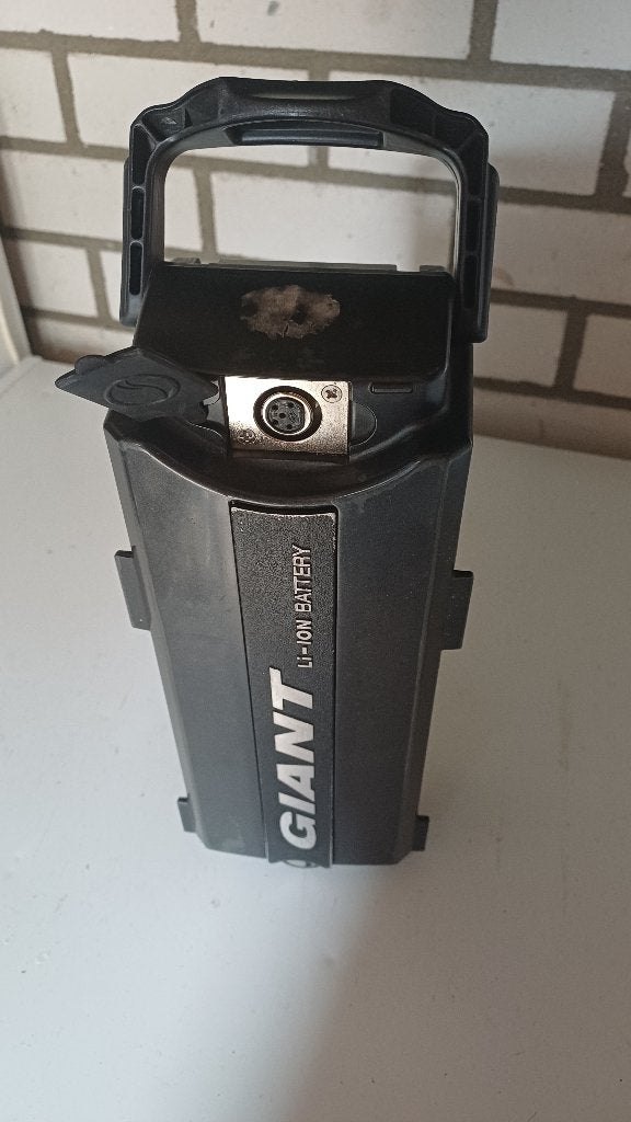 Giant accu 36v Goede staat, Zo goed als nieuw