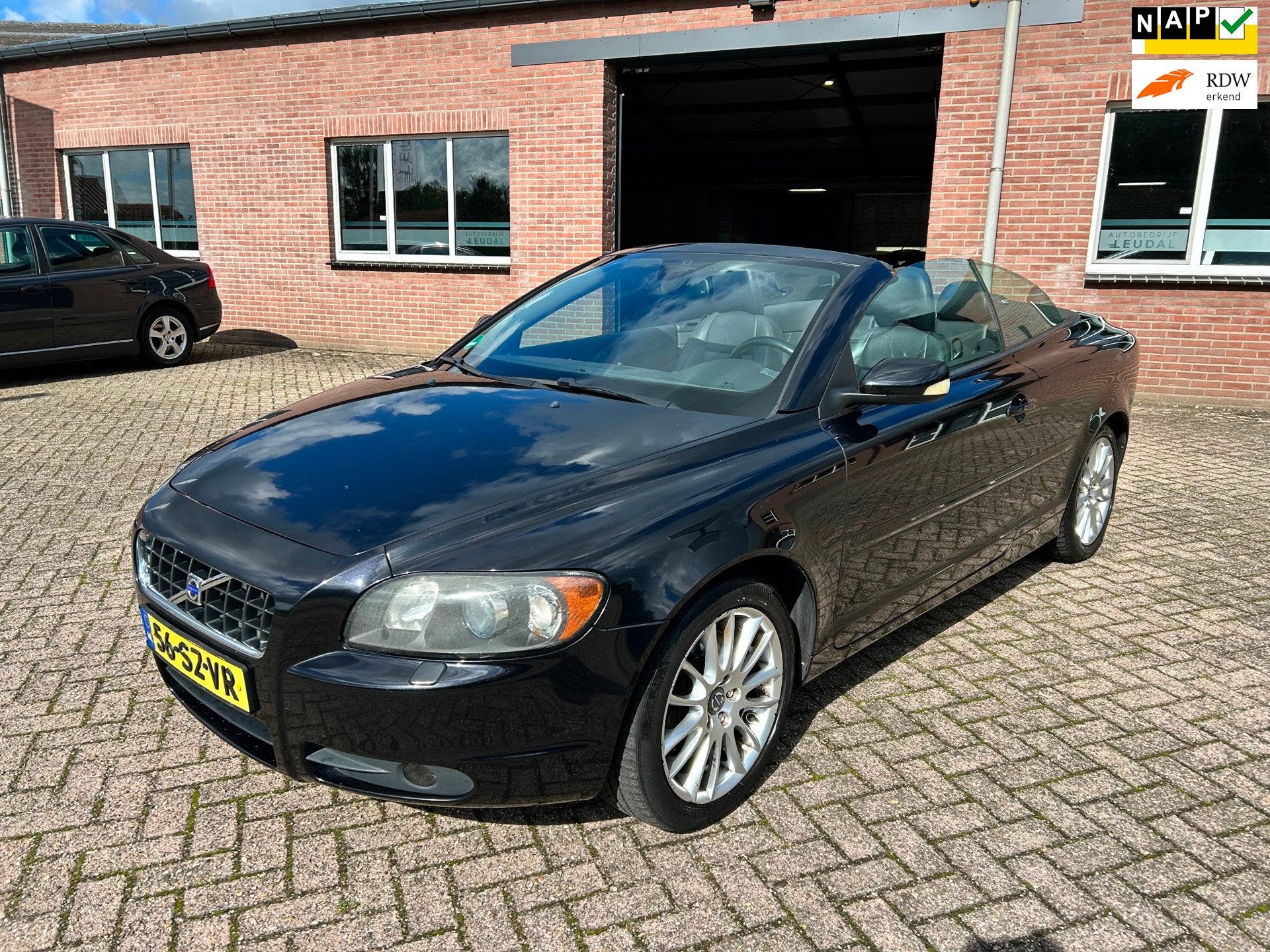 Volvo C70 Convertible 2.4i Summum // dealer onderhouden, Auto's, Dealer onderhouden, Gebruikt, Cabriolet, 4 stoelen