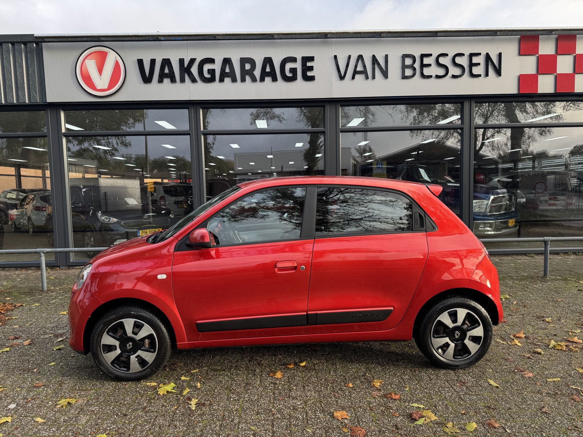 Renault Twingo 1.0 SCe Collection AIRCO-CRUISE (bj 2015), Auto's, Gebruikt, Euro 6, 840 kg, 4 stoelen