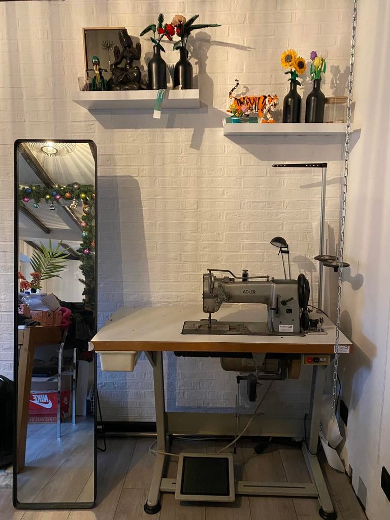 Durkopp Adler 167 industriële naaimachine + tafel, Gebruikt, Naaimachine, Industrieel, Ophalen