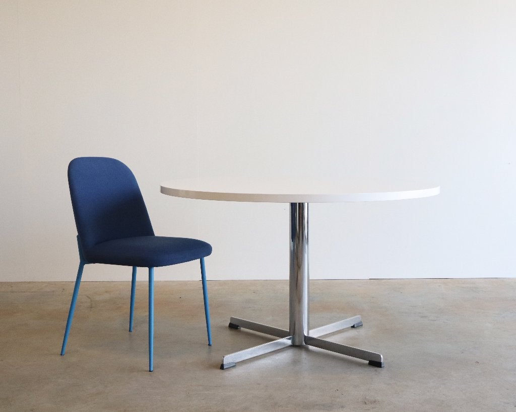 Vintage witte ronde eettafel ø 120 cm ( geen Pastoe ), Huis en Inrichting, Gebruikt, Molenakkerstraat 10b, Rond, Ophalen of Verzenden