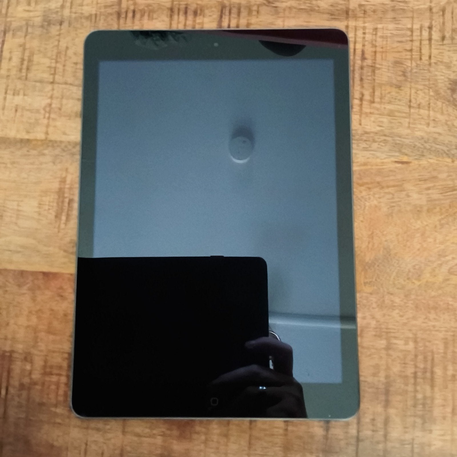iPad Air 1 (A1474) - Scherm zonder krassen, incl. hoesje, Gebruikt, Apple iPad Air, Ophalen of Verzenden, 16 GB